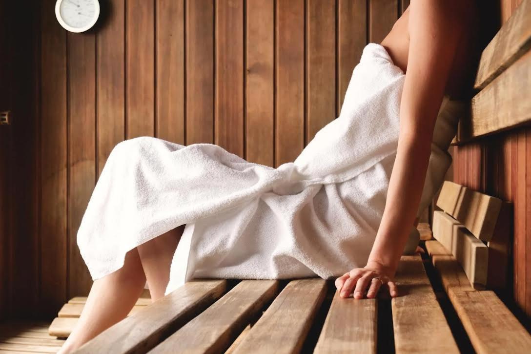 Les Horizons - Spa-Jacuzzi - Massage- Sauna - 4 Saisons - Piscine Chauffee Toute L'Annee - 800M Centre Ville Nyons Exterior foto